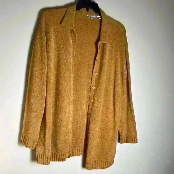 Golden touch  soft ,Granny core , Cottage core women’s sweater. - Picture 1 of 6